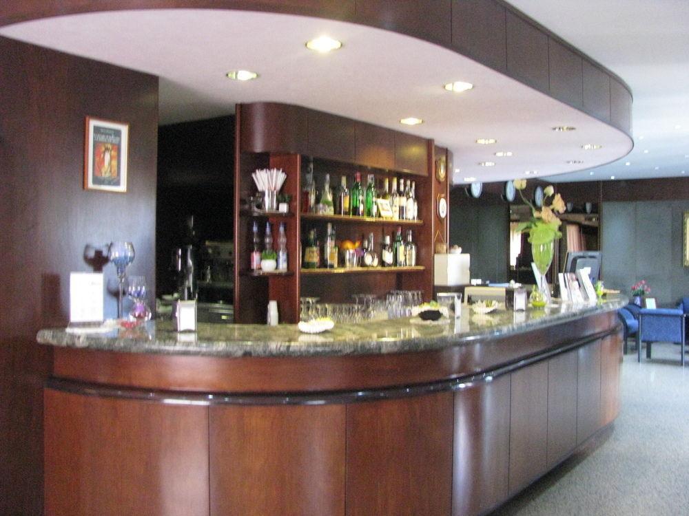 Hotel De La Ville & Centro Congressi Benevento Luaran gambar