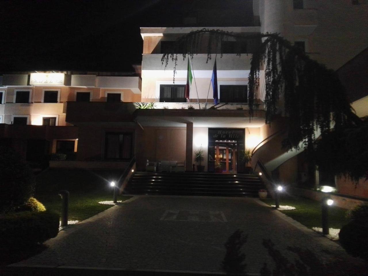 Hotel De La Ville & Centro Congressi Benevento Luaran gambar